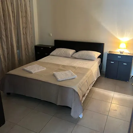 Iliana House Néoi Epivátai
