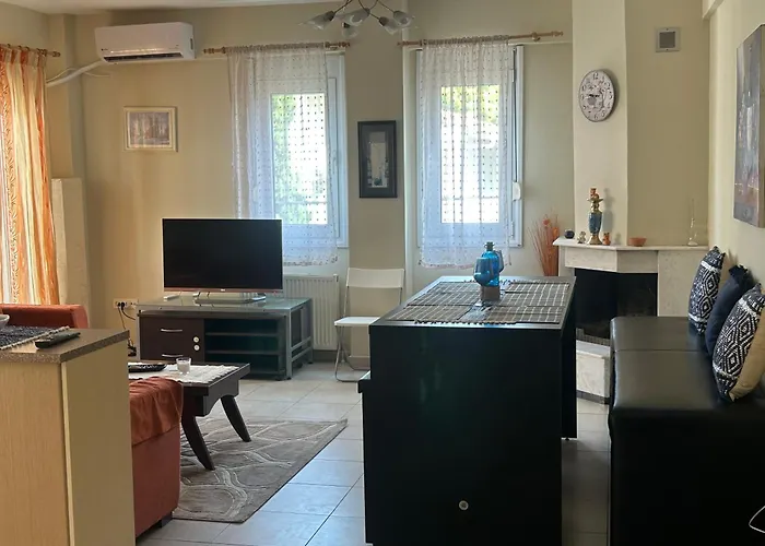 Iliana House *