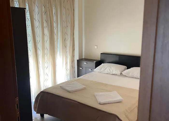 Iliana House Апартаменты Неи-Эпиватай